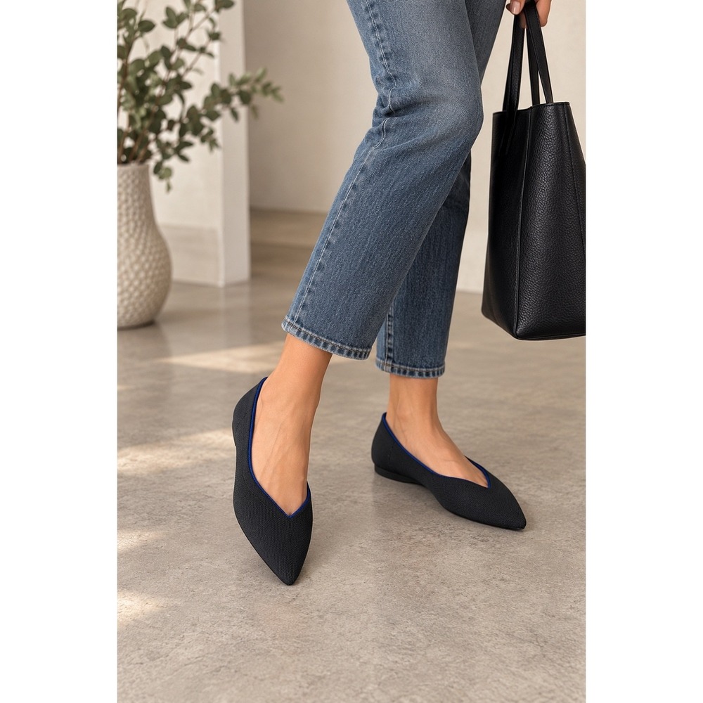 Rothys The Point II Pointed Toe Flat Black Womens Size 9 Sustainable Shoes